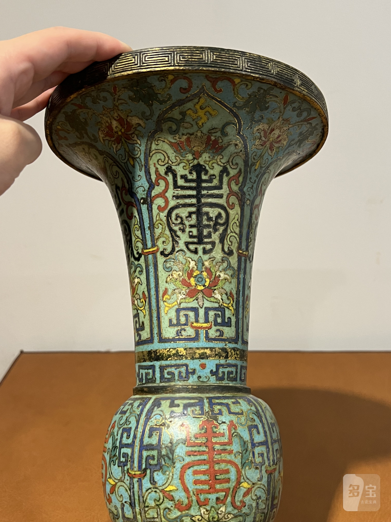 清乾隆 铜胎掐丝珐琅花觚 - 图4